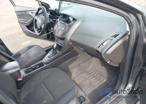 2015 Ford Focus Se z USA, uszkodzony, nr VIN 1FADP3F21FL200454